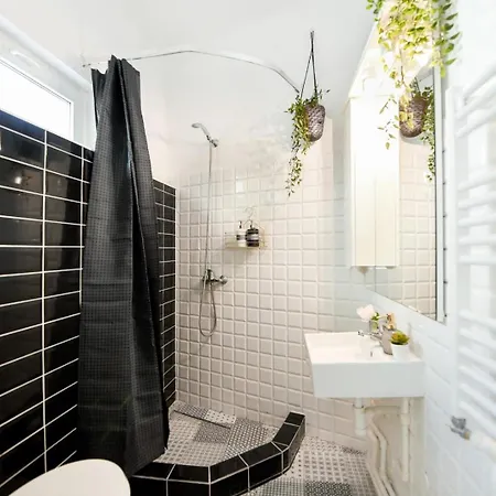 Timeless Elegance & Modern Comfort- Premium In The Heart Of The Appartement *