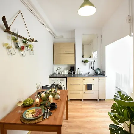 Lägenhet Timeless Elegance & Modern Comfort- Premium In The Heart Of The *