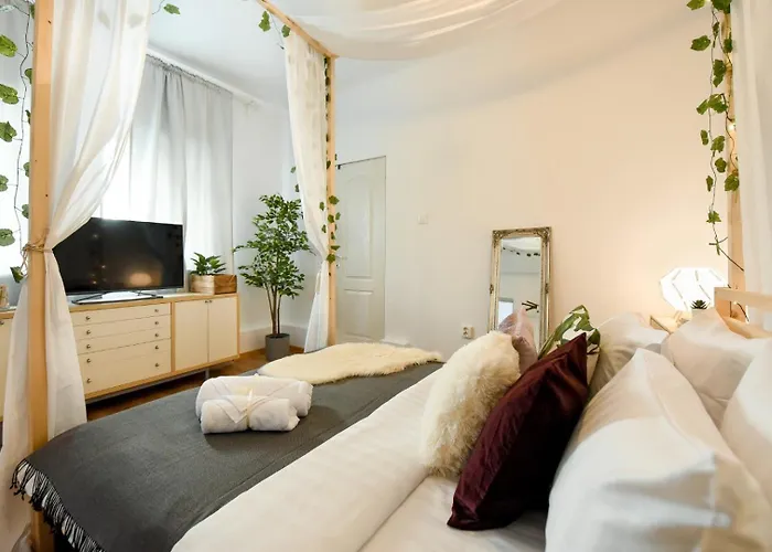 Lägenhet Timeless Elegance & Modern Comfort- Premium In The Heart Of The Bukarest